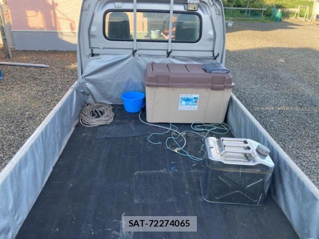 Suzuki CARRY TRUCK 2020-01 8524006-11