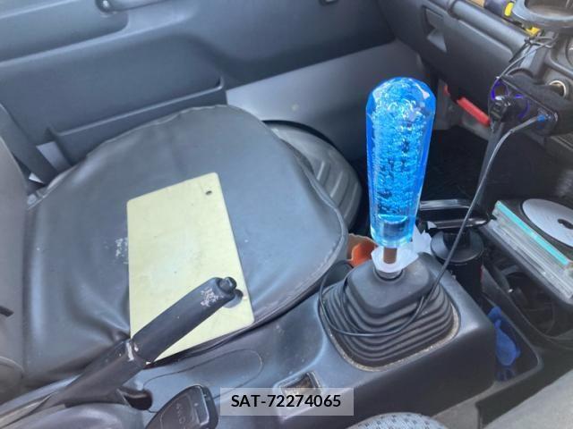 Suzuki CARRY TRUCK 2020-01 8524006-23