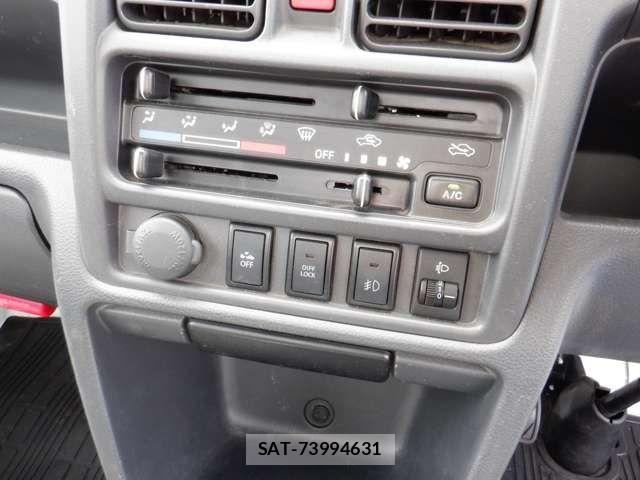 Suzuki CARRY TRUCK 2019-07 8561377-11
