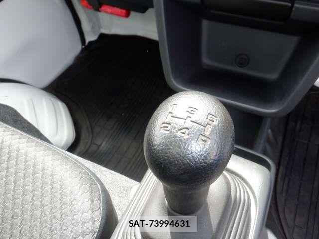 Suzuki CARRY TRUCK 2019-07 8561377-12