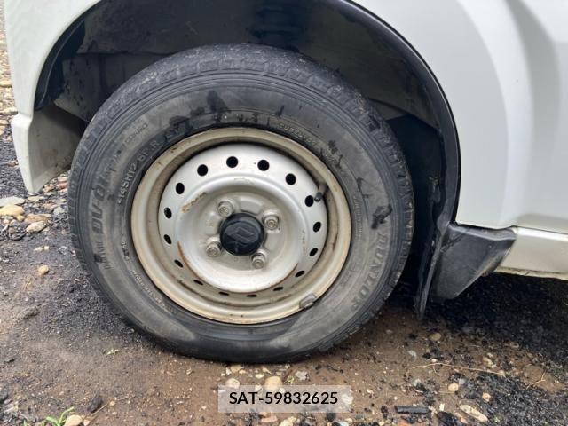 Suzuki CARRY TRUCK 2009-10 8561378-5