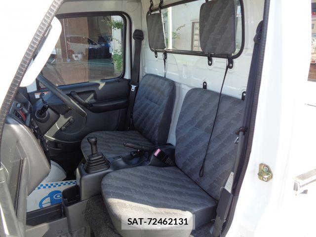 Suzuki CARRY TRUCK 2006-08 8561379-11