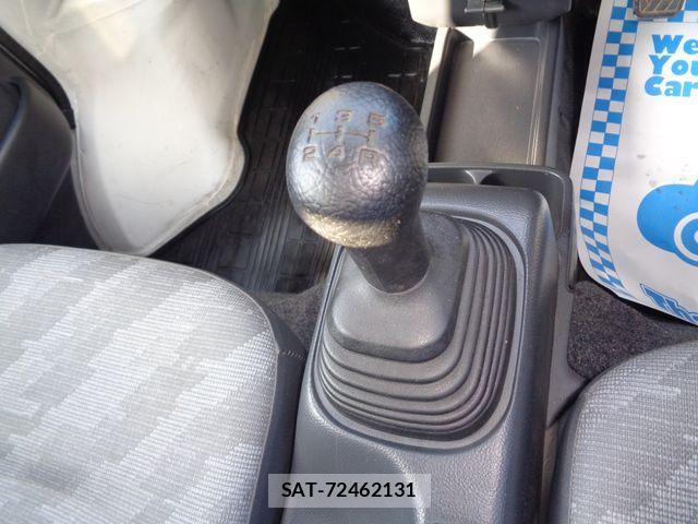 Suzuki CARRY TRUCK 2006-08 8561379-13