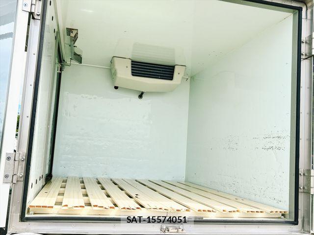 Suzuki CARRY TRUCK 2018-06 8658363-15