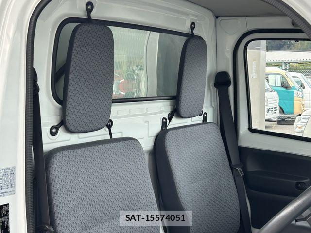 Suzuki CARRY TRUCK 2018-06 8658363-19