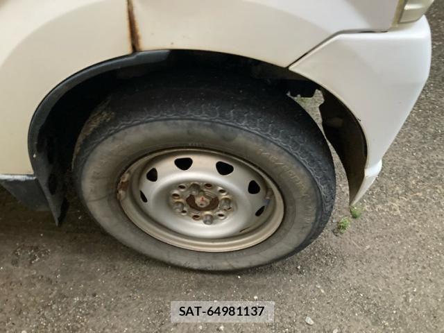 Suzuki CARRY TRUCK 2012-01 8658370-2