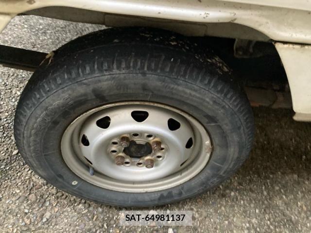 Suzuki CARRY TRUCK 2012-01 8658370-3