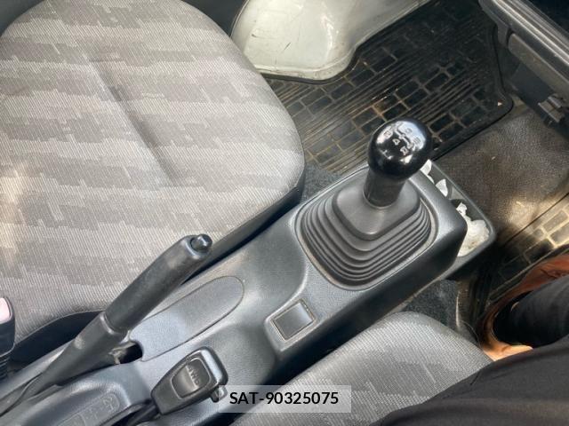 Suzuki CARRY TRUCK 2006-07 8658372-9