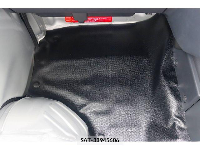 Suzuki CARRY TRUCK 2026-03 8665918-19