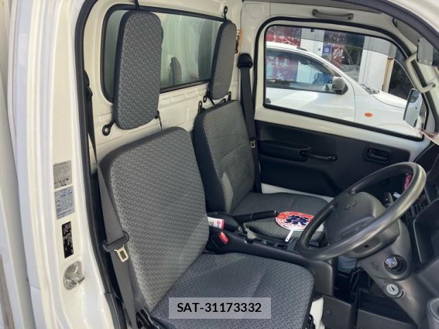 Suzuki CARRY TRUCK 2015-09 8658365-11