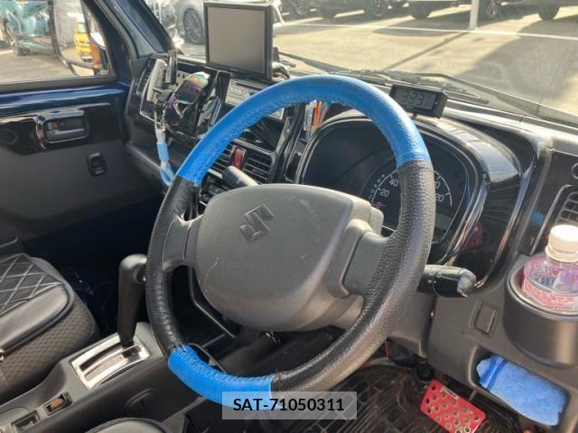 Suzuki CARRY TRUCK 2015-06 8658368-11