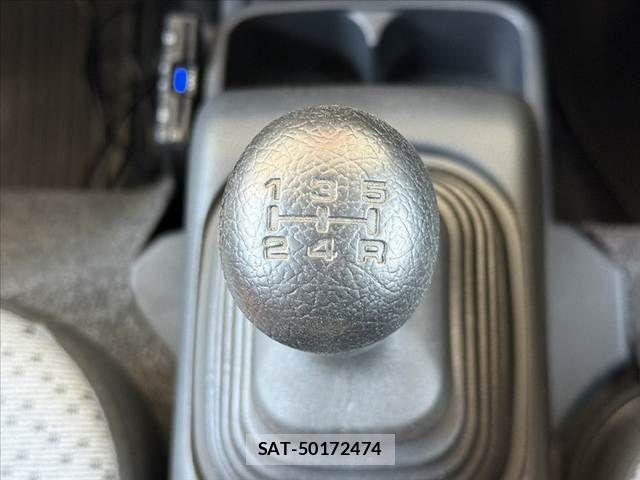 Suzuki CARRY TRUCK 2017-01 8658369-6