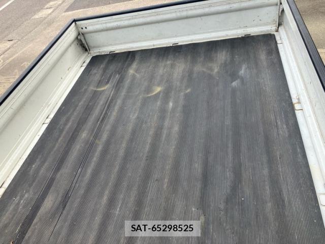 Suzuki CARRY TRUCK 2002-03 8685283-9