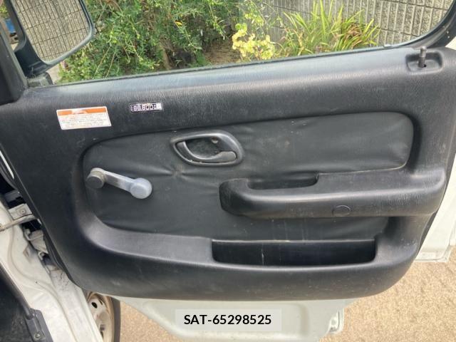 Suzuki CARRY TRUCK 2002-03 8685283-13