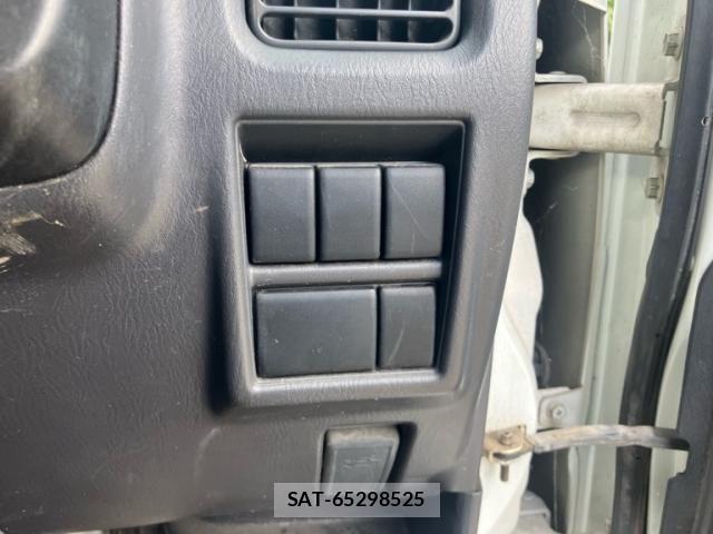 Suzuki CARRY TRUCK 2002-03 8685283-21