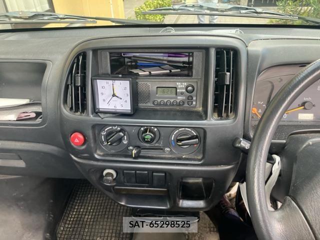 Suzuki CARRY TRUCK 2002-03 8685283-23