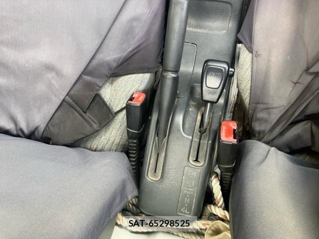 Suzuki CARRY TRUCK 2002-03 8685283-27