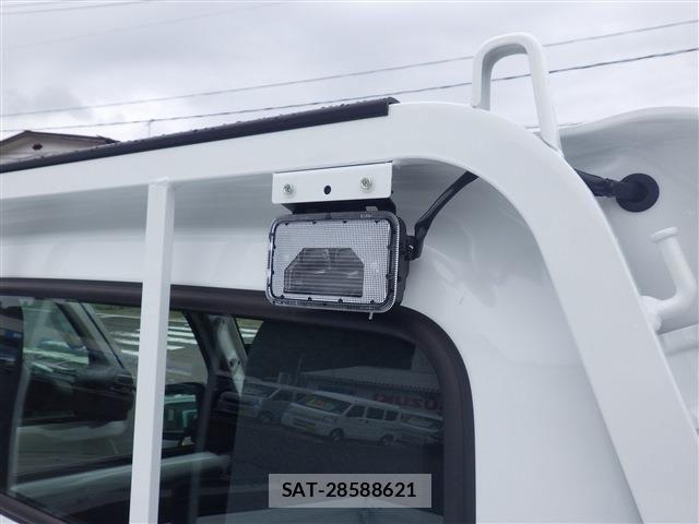 Suzuki CARRY TRUCK 2026-07 8779717-5