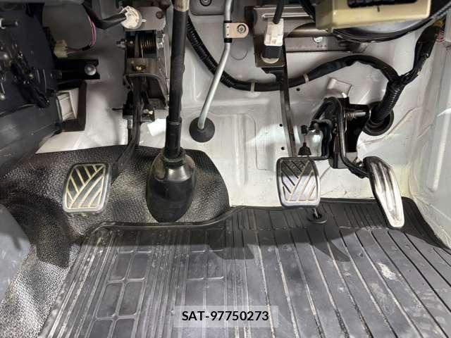Suzuki CARRY TRUCK 2011-12 8795467-22
