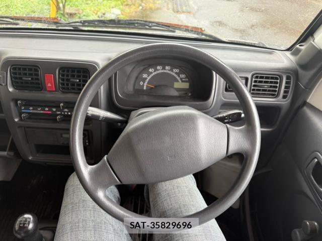 Suzuki CARRY TRUCK 2004-02 8795468-10