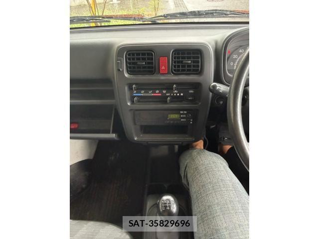 Suzuki CARRY TRUCK 2004-02 8795468-12