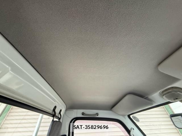 Suzuki CARRY TRUCK 2004-02 8795468-15
