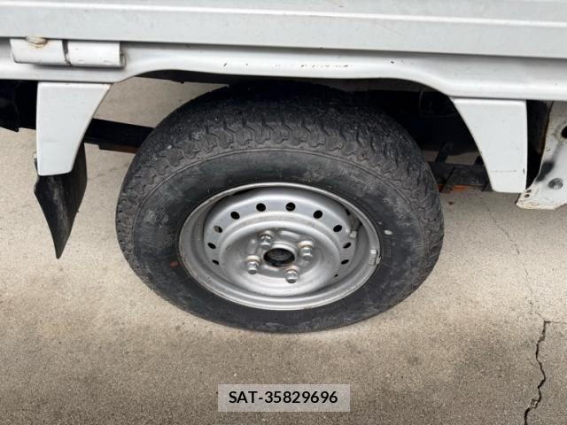 Suzuki CARRY TRUCK 2004-02 8795468-5