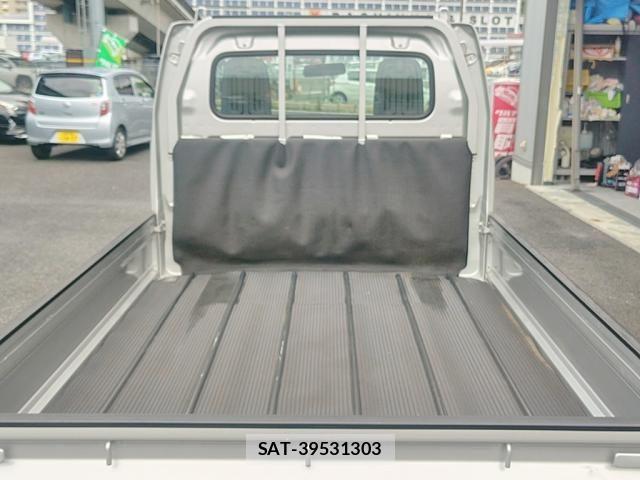 Suzuki CARRY TRUCK 2018-08 8828185-9