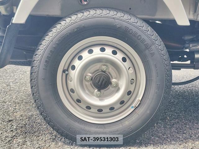 Suzuki CARRY TRUCK 2018-08 8828185-18