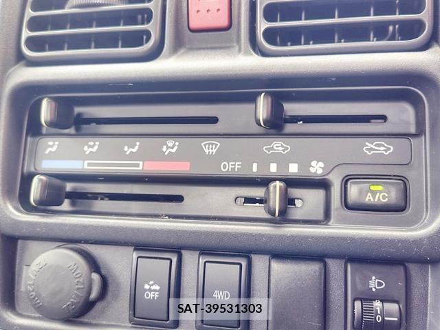Suzuki CARRY TRUCK 2018-08 8828185-28