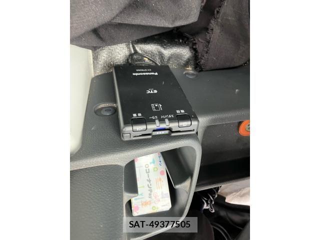 Suzuki CARRY TRUCK 2015-04 8828187-11