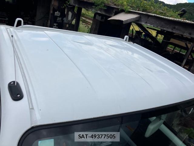 Suzuki CARRY TRUCK 2015-04 8828187-4