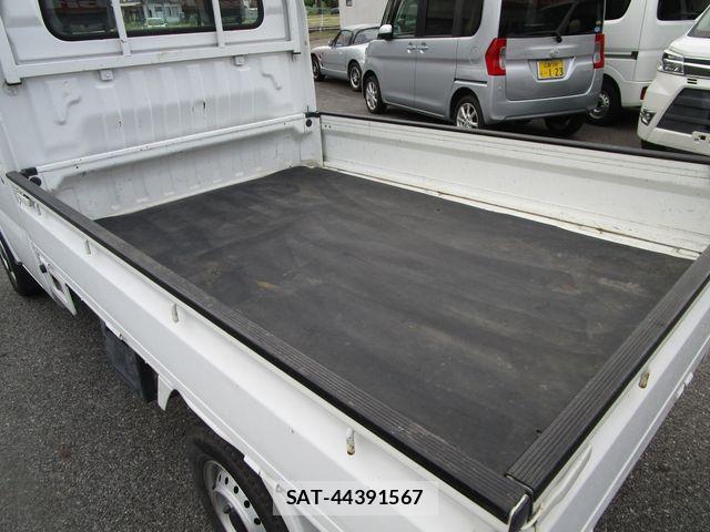 Suzuki CARRY TRUCK 2009-02 8828188-11