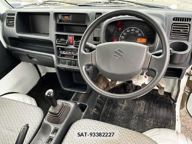 Suzuki CARRY TRUCK 2015-08 8828186-1