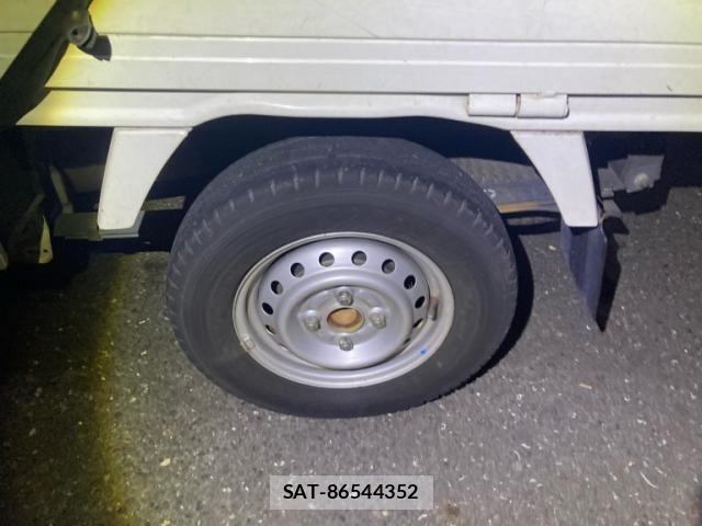 Suzuki CARRY TRUCK 2014-11 8848436-9