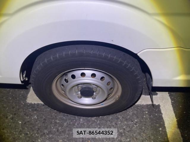 Suzuki CARRY TRUCK 2014-11 8848436-10