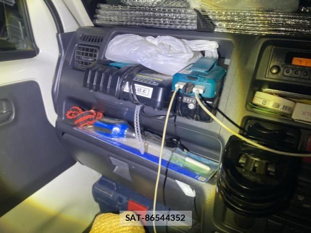 Suzuki CARRY TRUCK 2014-11 8848436-20