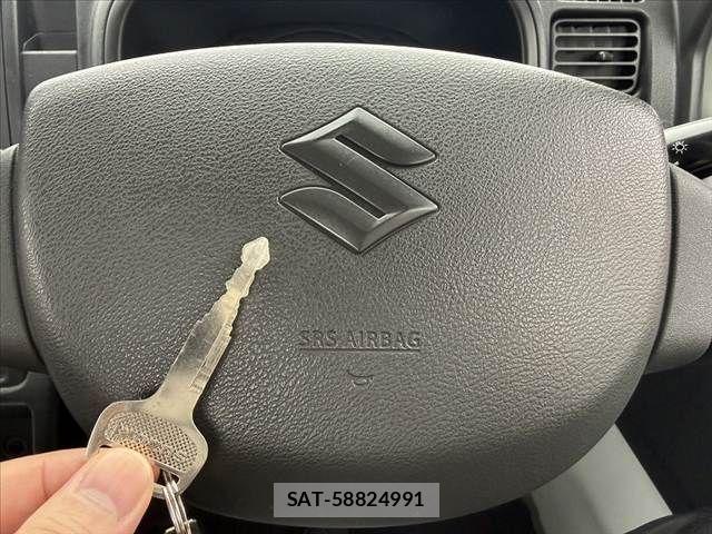 Suzuki CARRY TRUCK 2016-02 8879044-17