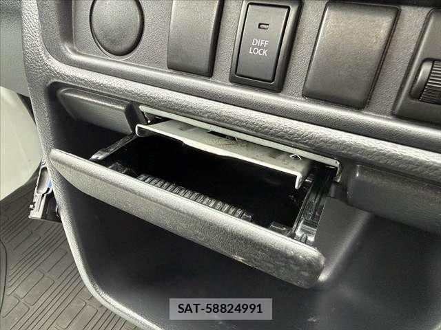 Suzuki CARRY TRUCK 2016-02 8879044-21
