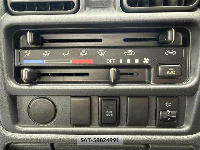 Suzuki CARRY TRUCK 2016-02 8879044-2