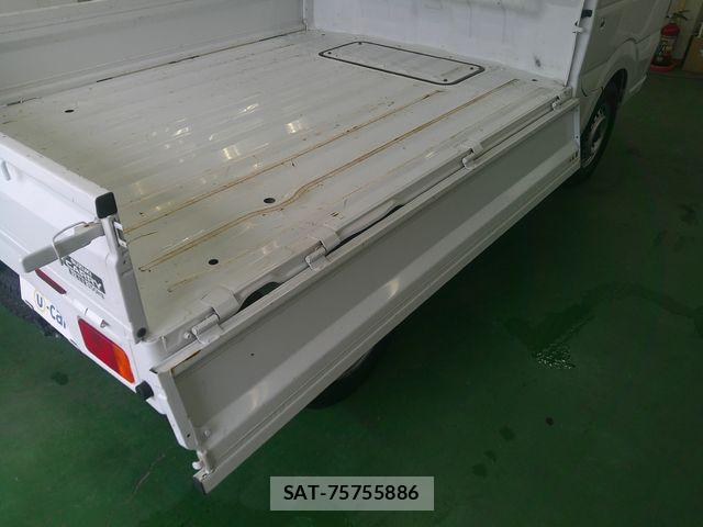 Suzuki CARRY TRUCK 2018-08 8879042-27