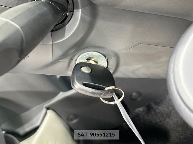 Suzuki CARRY TRUCK 2025-09 8879040-7