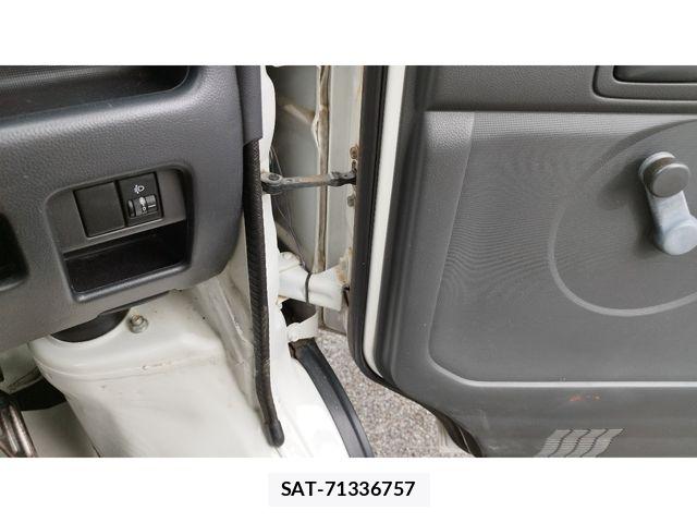 Suzuki CARRY TRUCK 2012-12 8879045-9