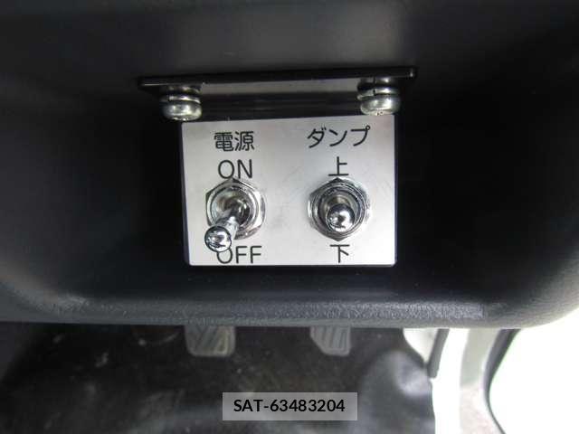 Suzuki CARRY TRUCK 2026-04 7721781-23