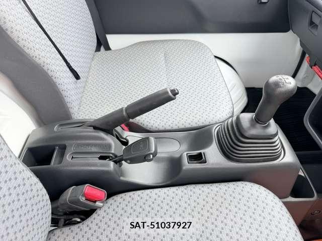 Suzuki CARRY TRUCK 2025-09 8244814-23