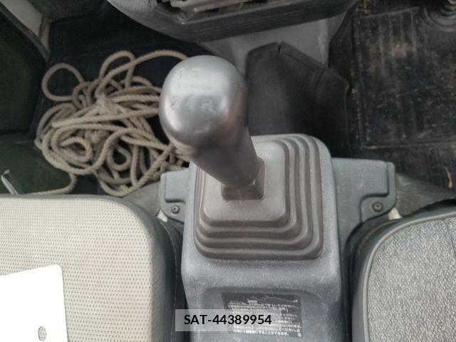 Suzuki CARRY TRUCK 1992-01 1280888-8