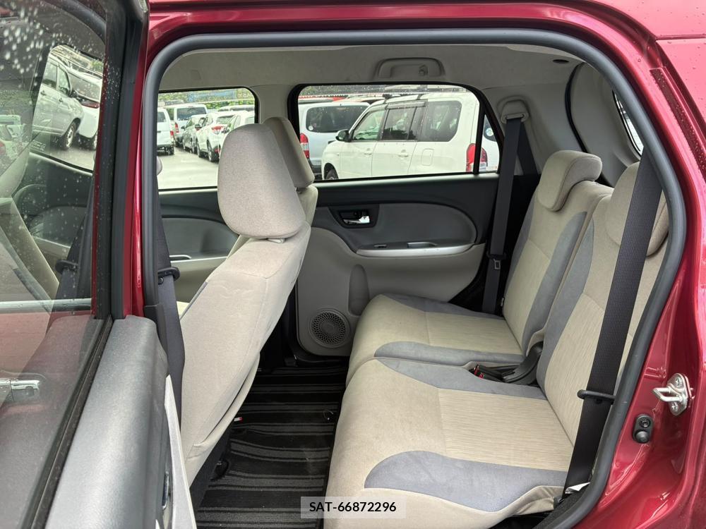 Daihatsu CAST 2019-02 8262096-9