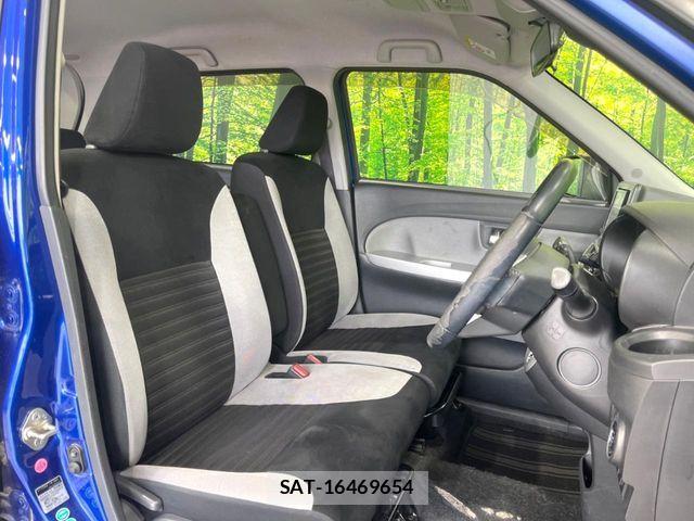 Daihatsu CAST 2015-12 5861459-7