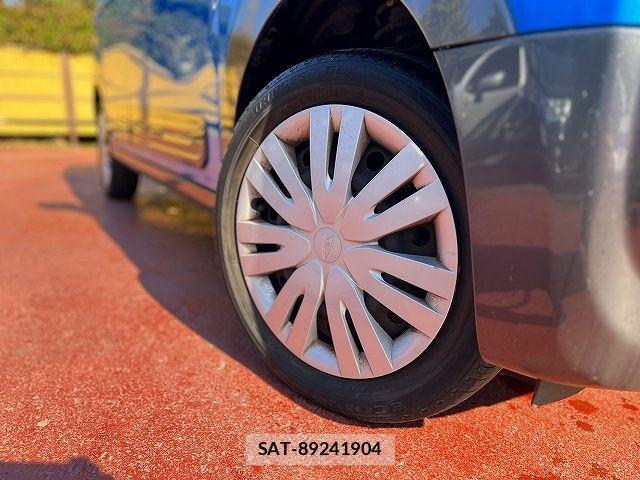 Daihatsu CAST 2019-06 6242667-26