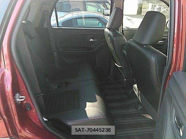 Daihatsu CAST 2016-05 6814159-11